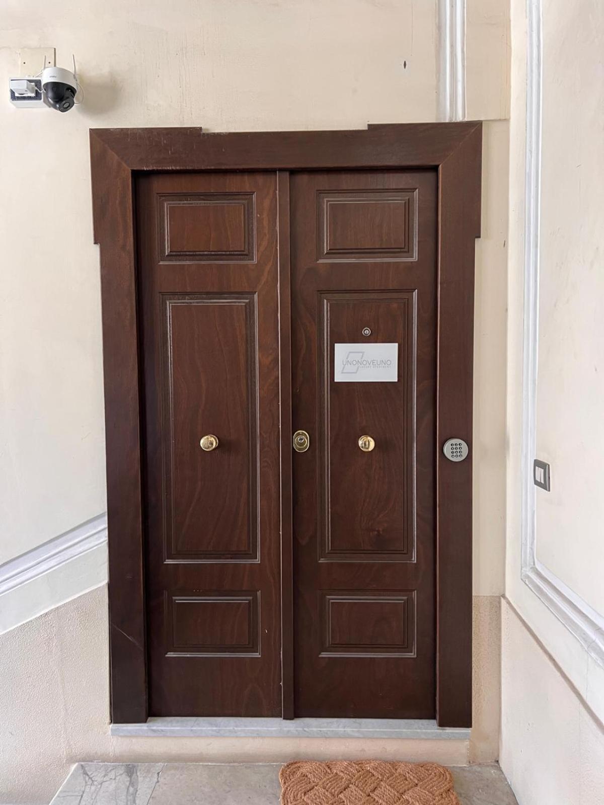Unonoveuno Luxury Apartment Νάπολη Εξωτερικό φωτογραφία